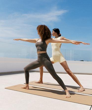 Yoga Session Caramelo Marina Cala'n Bosch Yoga Session Caramelo Marina Cala'n Bosch